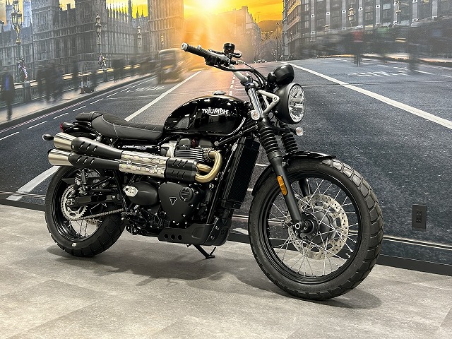 ディーラー車の未走行車！トライアンフ・スクランブラー
