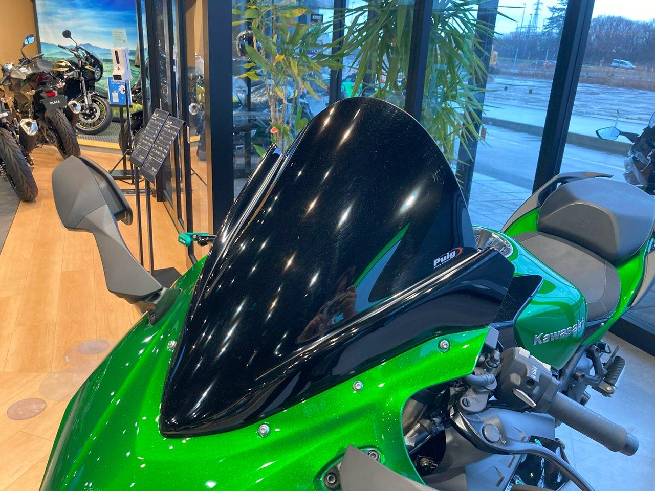 NINJA H2 フューエルタンク　中古 カワサキ・ニンジャ H2 SX SE(ZXT02A)純正 燃料タンク 中古