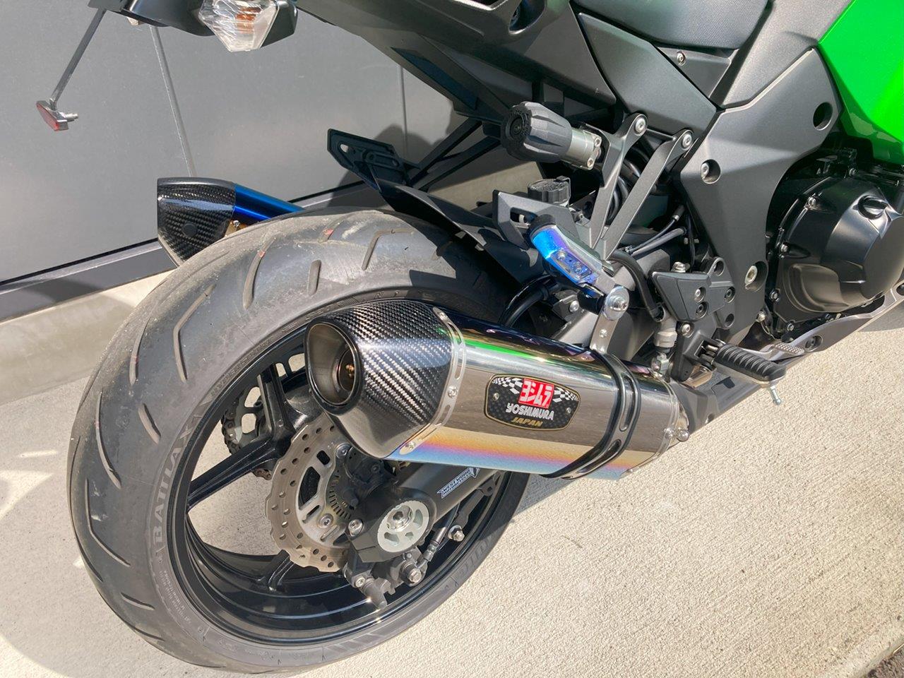 Yoshimura マフラー ninja1000/Z1000 【公式通販】