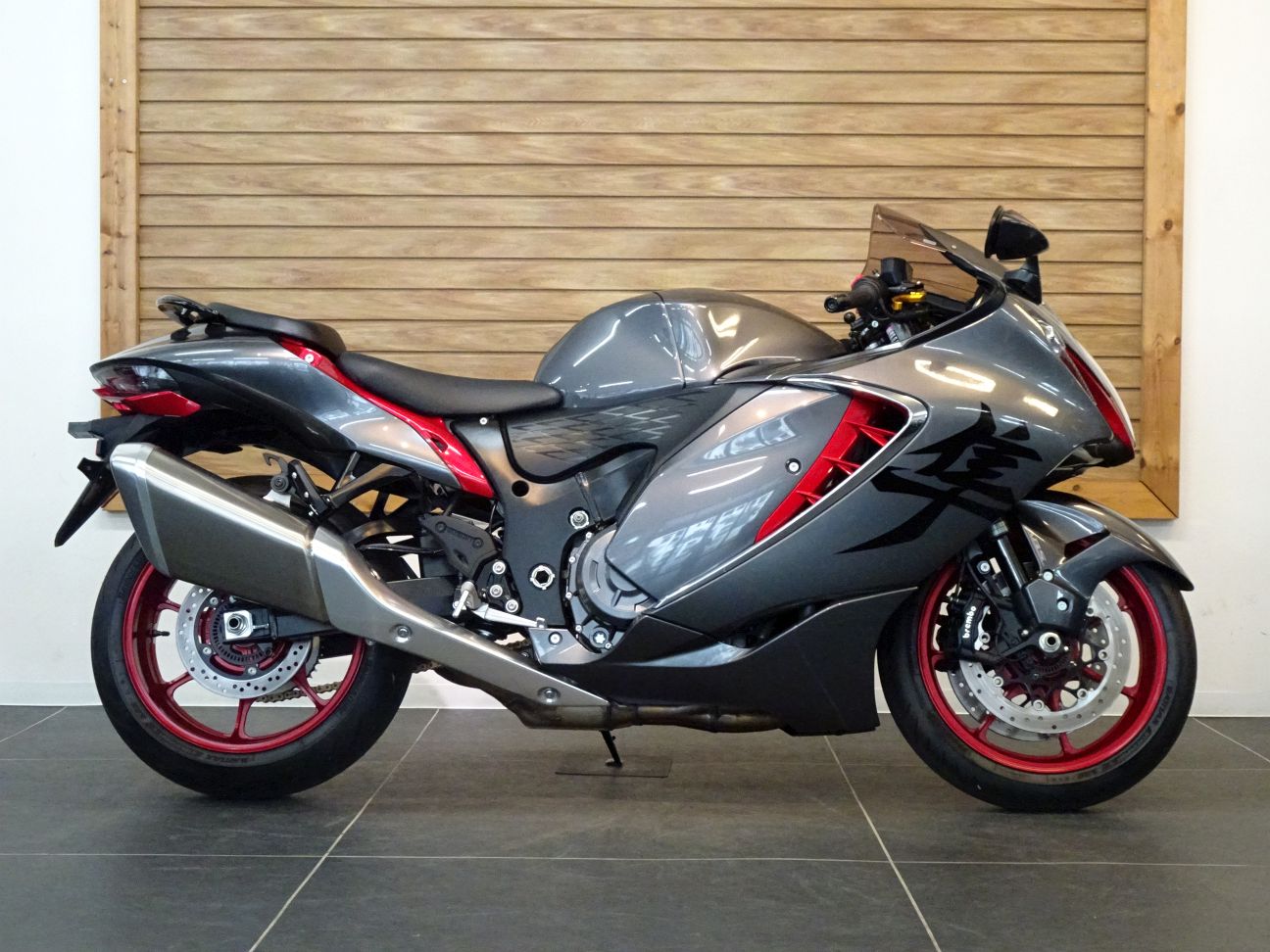 新型ハヤブサ新車取り外し Hayabusa】ヨシムラスリップオンマフラー 