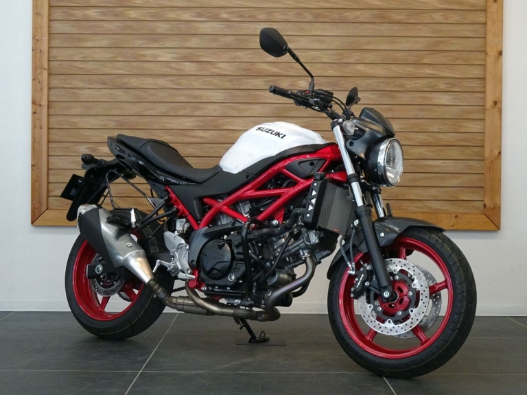 スズキ SV650 ABS (中古車) 2023年式 ワンオーナー車両！│アルファ：ALPHA Big Bike Group 総合サイト