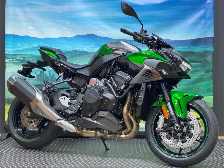 KAWASAKIプラザ新潟│アルファ：ALPHA Big Bike Group 総合サイト