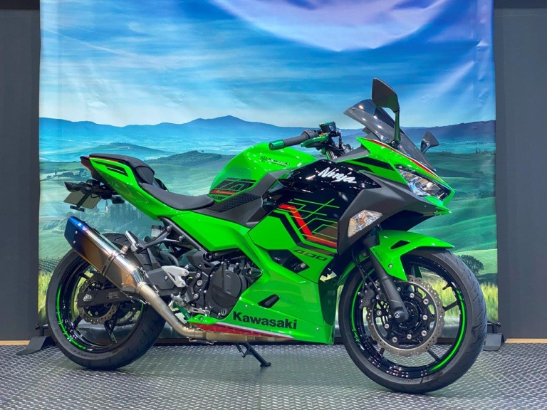 KAWASAKI│アルファ：ALPHA Big Bike Group 総合サイト