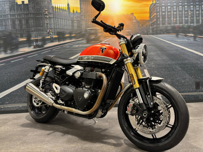 トライアンフ新潟│アルファ：ALPHA Big Bike Group 総合サイト