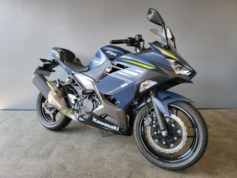 KAWASAKI│アルファ：ALPHA Big Bike Group 総合サイト