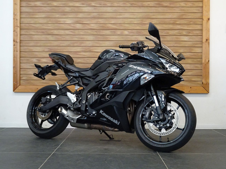 aya2625様 KAWASAKI│アルファ：ALPHA Big Bike Group 総合サイト