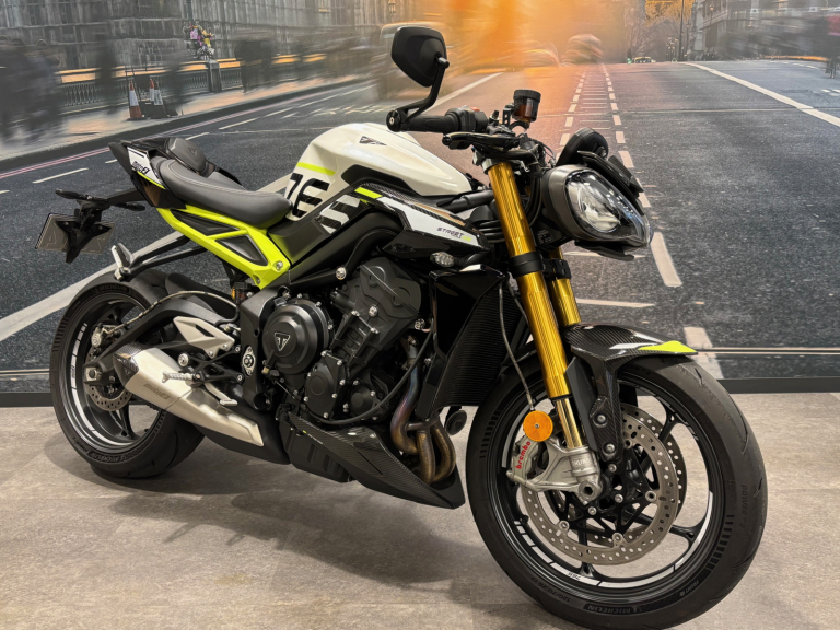 トライアンフ新潟│アルファ：ALPHA Big Bike Group 総合サイト