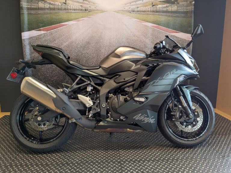 KAWASAKIプラザ新潟│アルファ：ALPHA Big Bike Group 総合サイト