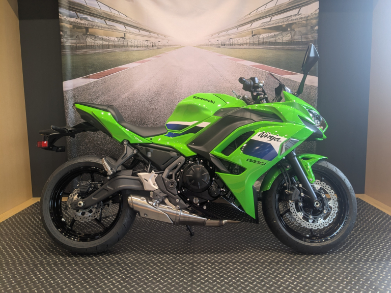 ララライ ★ Kawasaki Ninja250 EX250P ★新潟 ララライ様専用 ☆ Kawasaki Ninja250 EX250P ☆新潟 - メルカリ