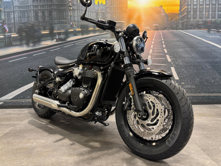 トライアンフ新潟│アルファ：ALPHA Big Bike Group 総合サイト