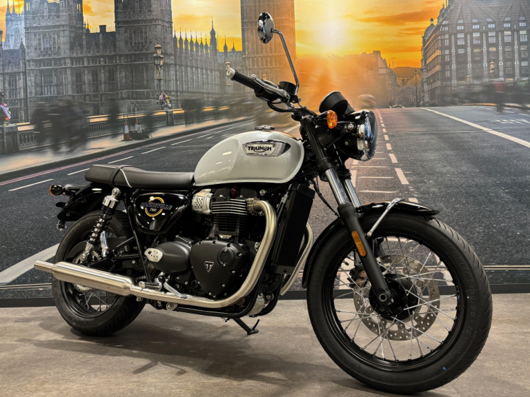 トライアンフ新潟│アルファ：ALPHA Big Bike Group 総合サイト