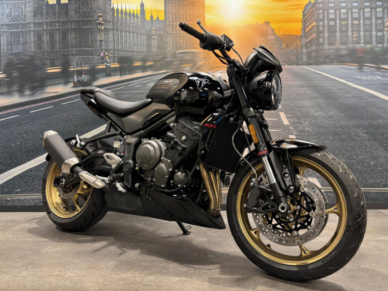 トライアンフ新潟│アルファ：ALPHA Big Bike Group 総合サイト