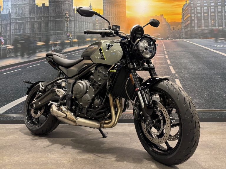 トライアンフ新潟│アルファ：ALPHA Big Bike Group 総合サイト