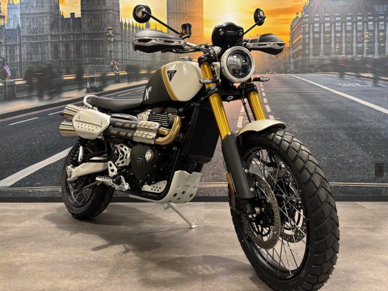 トライアンフ新潟│アルファ：ALPHA Big Bike Group 総合サイト