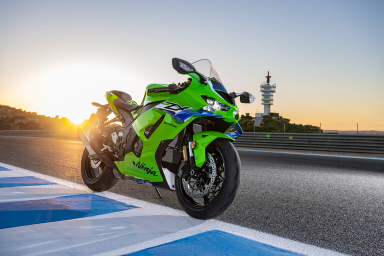 カワサキ プラザ新潟2026年【Ninja ZX-10R】│アルファ：ALPHA Big