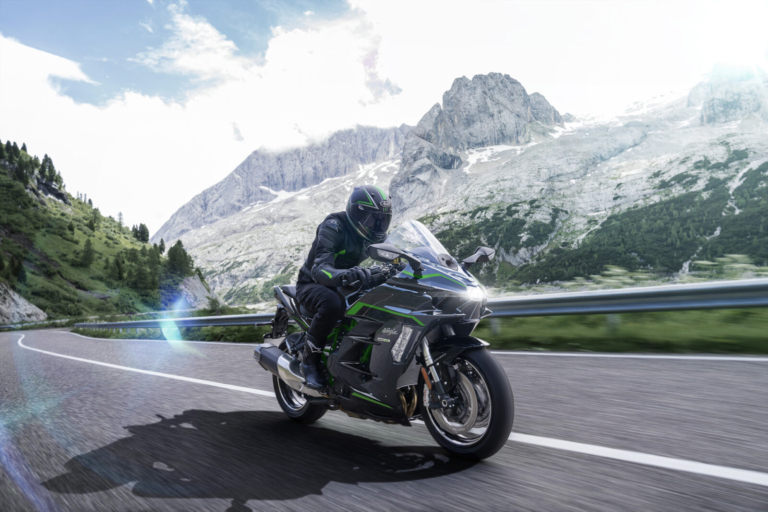 KAWASAKIプラザ新潟│アルファ：ALPHA Big Bike Group 総合サイト