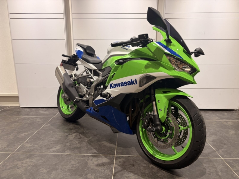 KAWASAKI】Z250('23)中古 登場
